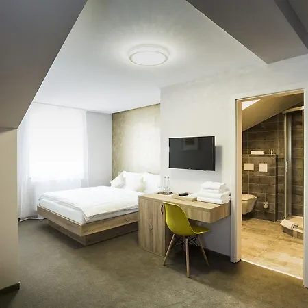 Rokiten Hotel